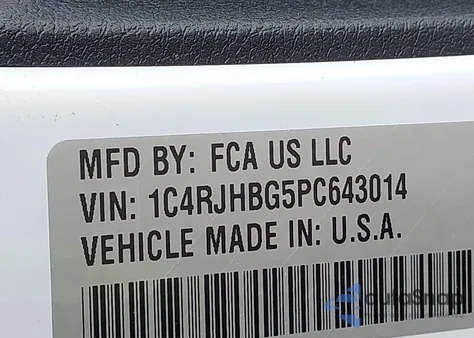 2023 Jeep Grand Cherokee Limited 4X4 z USA, uszkodzony, nr VIN 1C4RJHBG5PC643014